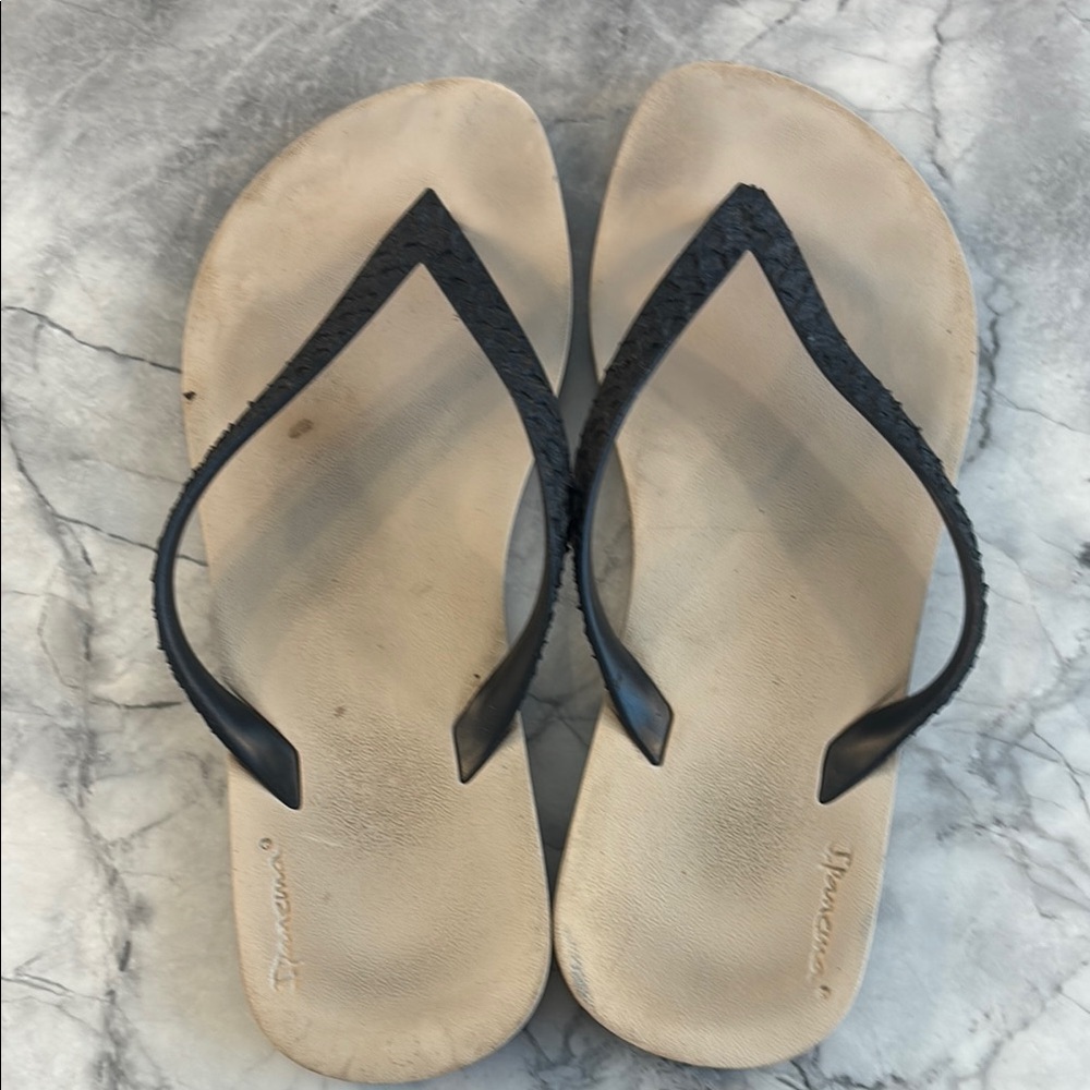 Women's Black Flip Flops
